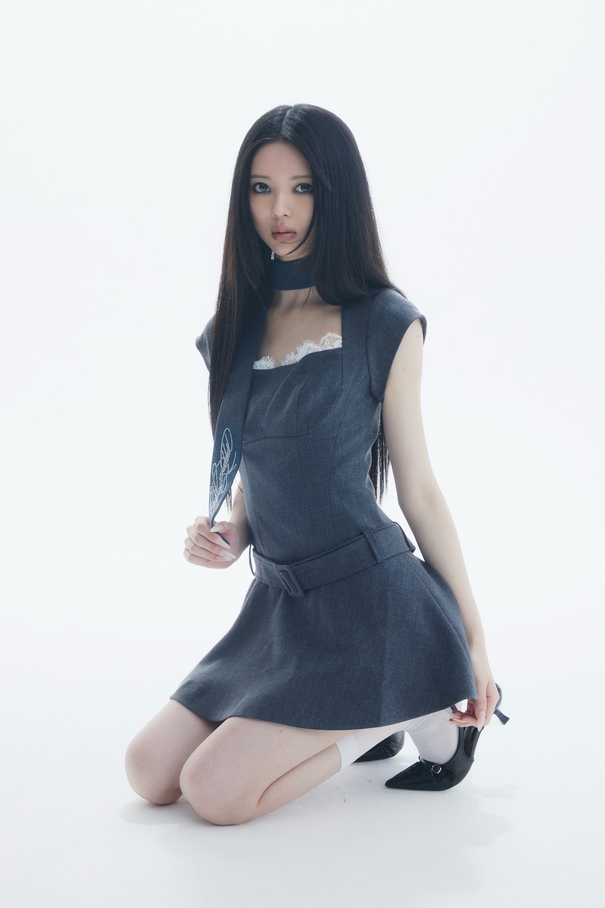 neck scarf flare one-piece