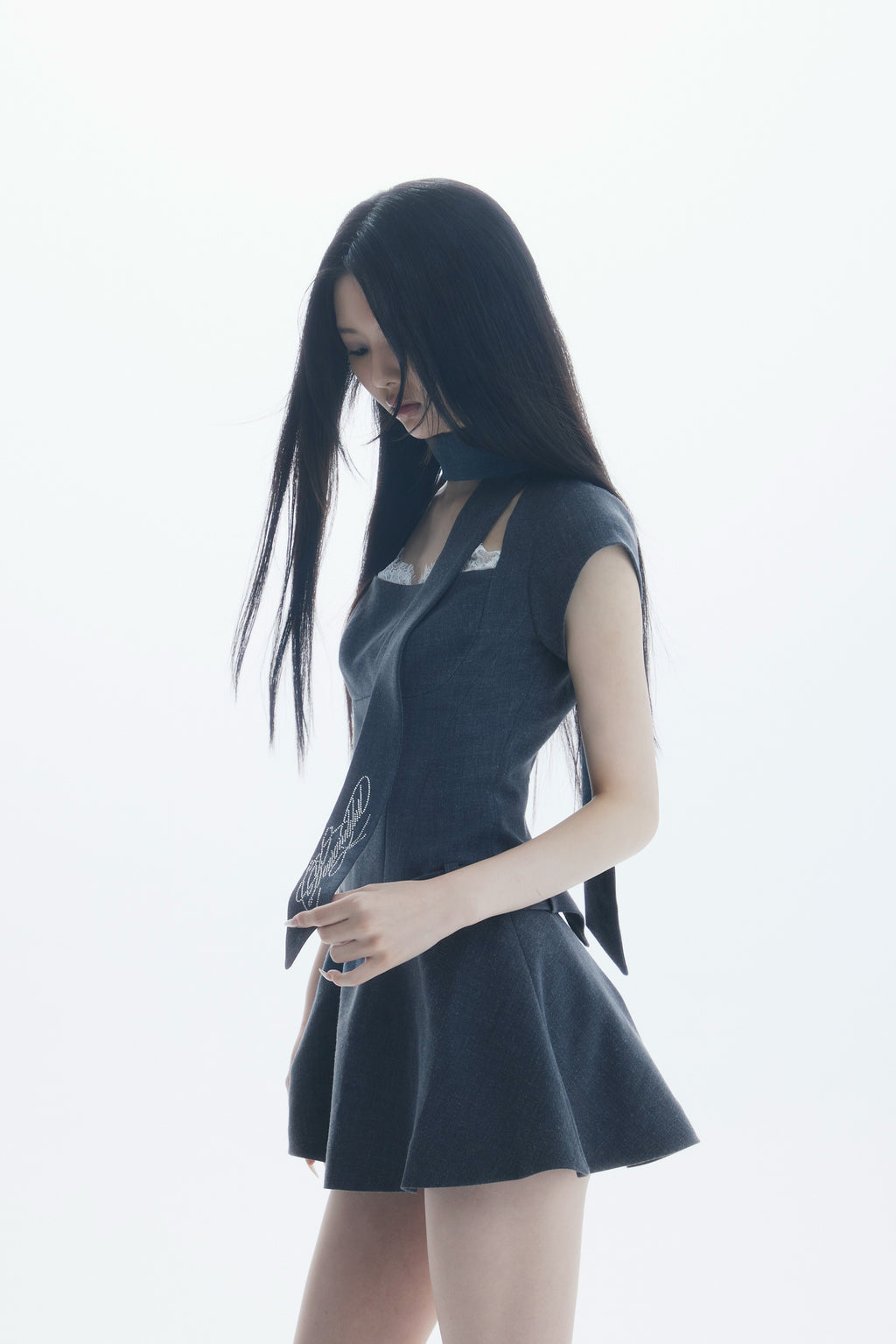 neck scarf flare one-piece