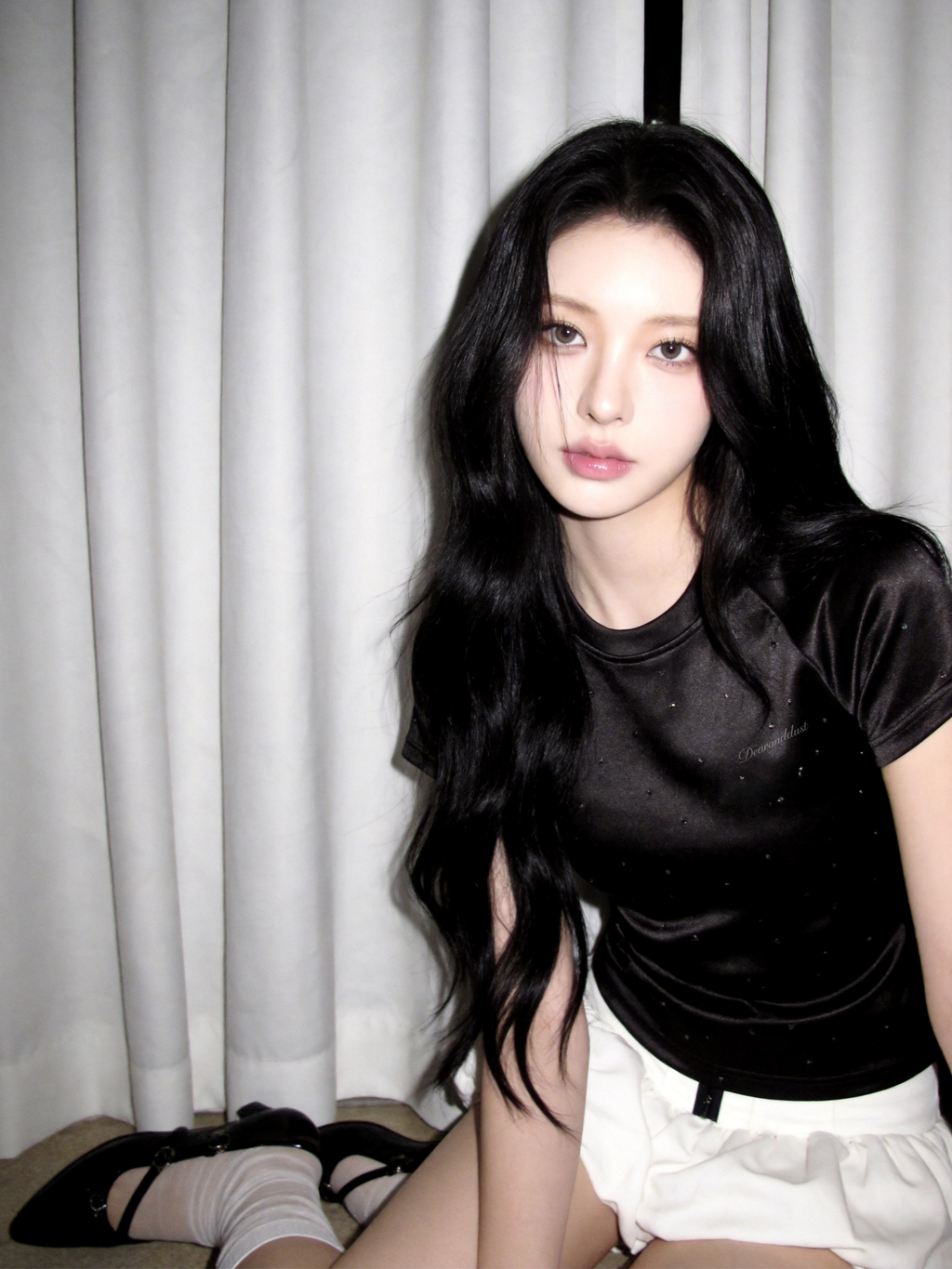 【Pre-Order】moonglow satin T-shirts