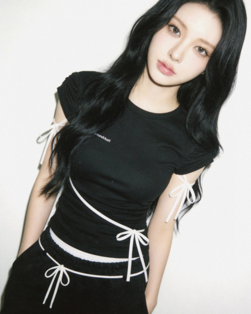Side Ribbon Muse Tee