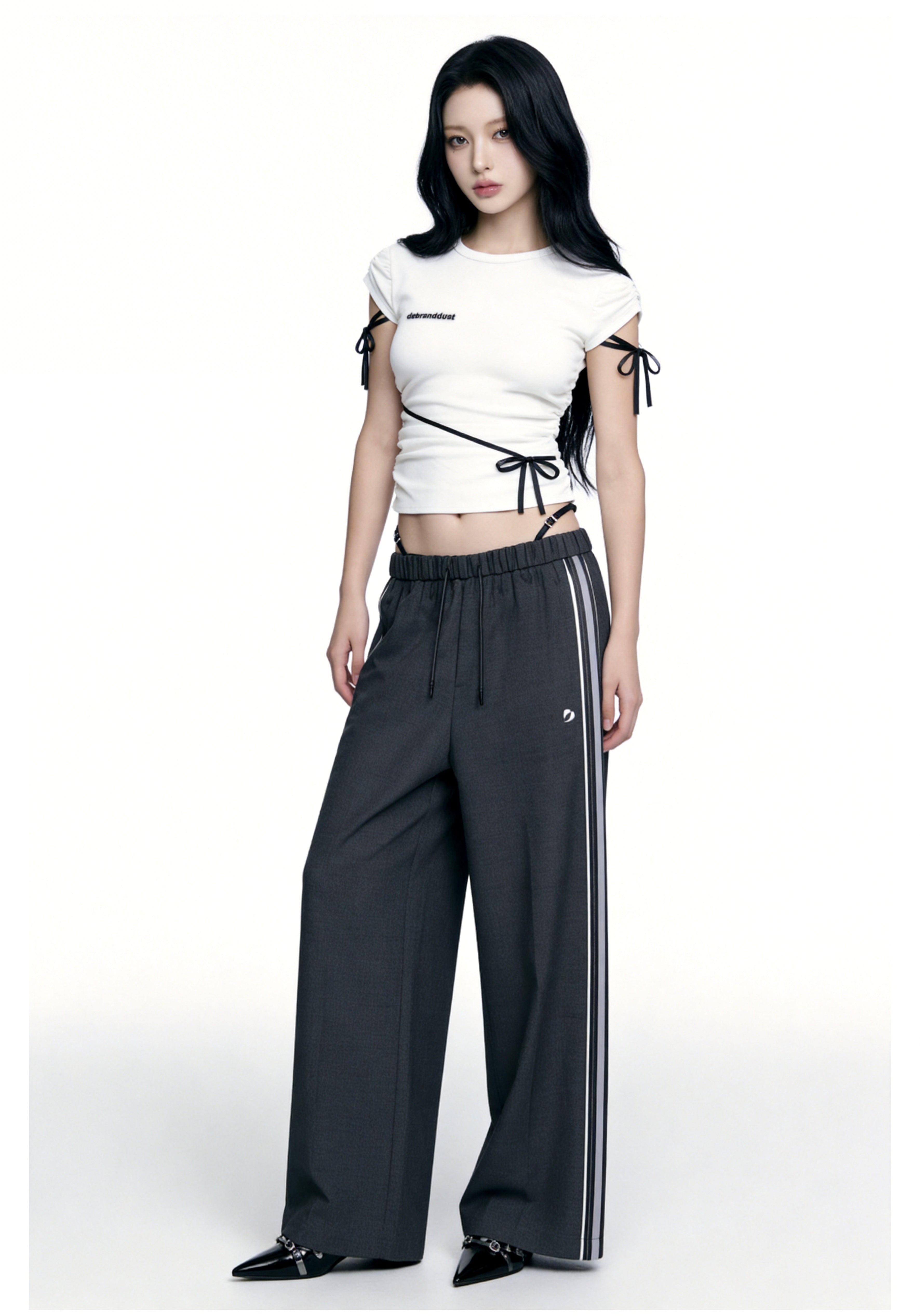 logo track slacks