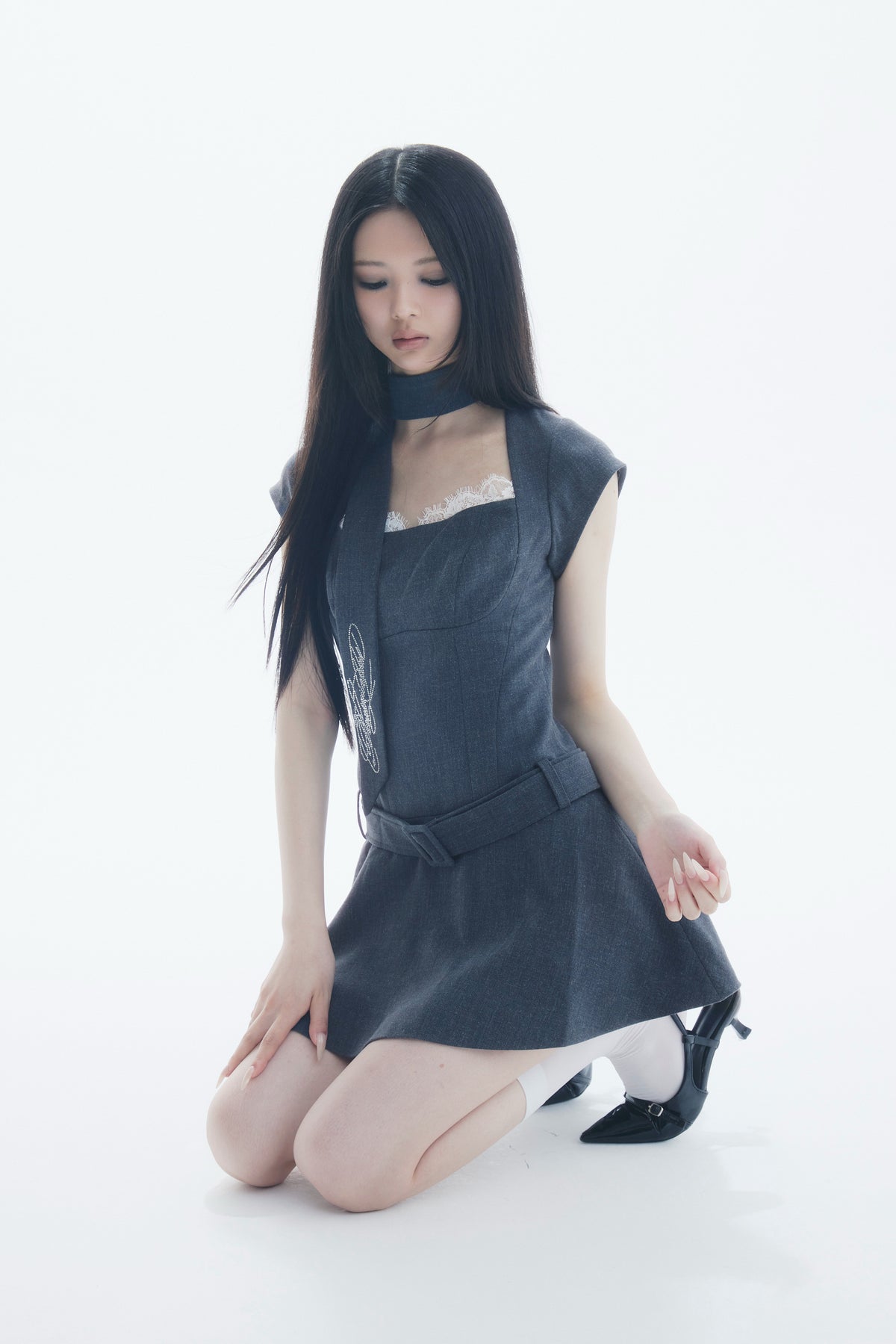 neck scarf flare one-piece
