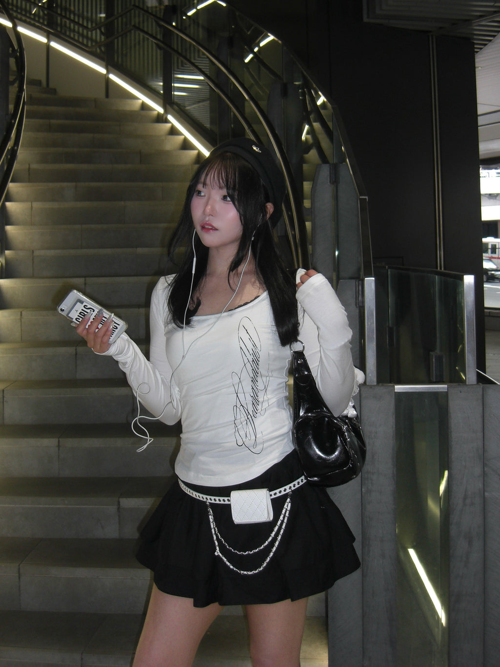 square neck graphic long tee